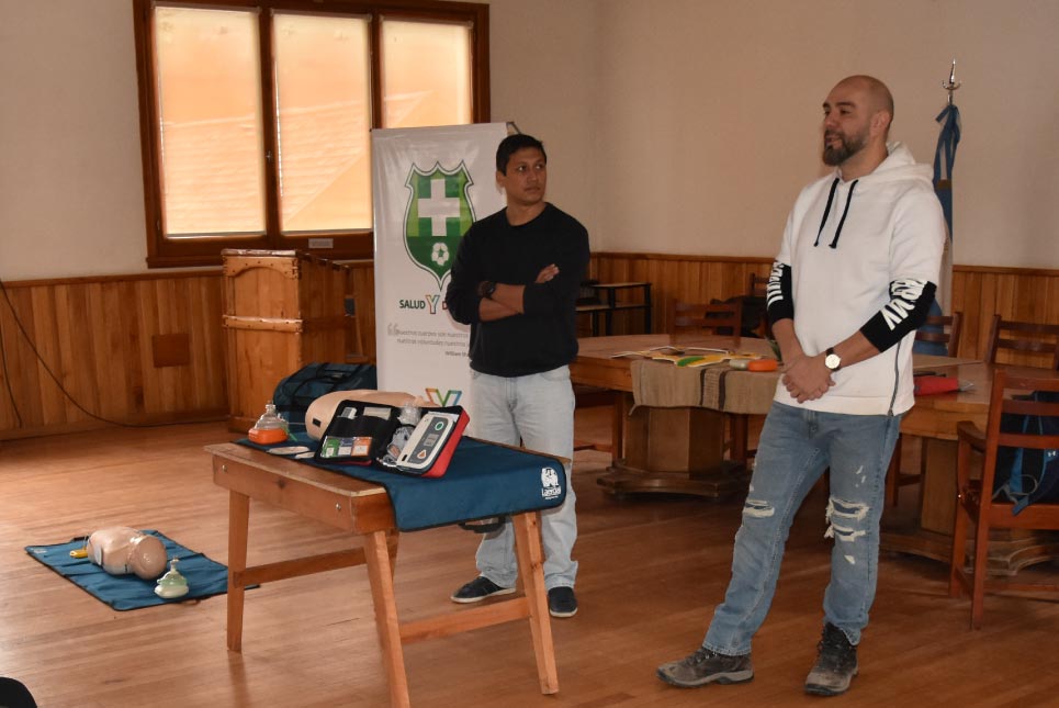 Taller de RCP, DEA y primeros auxilios