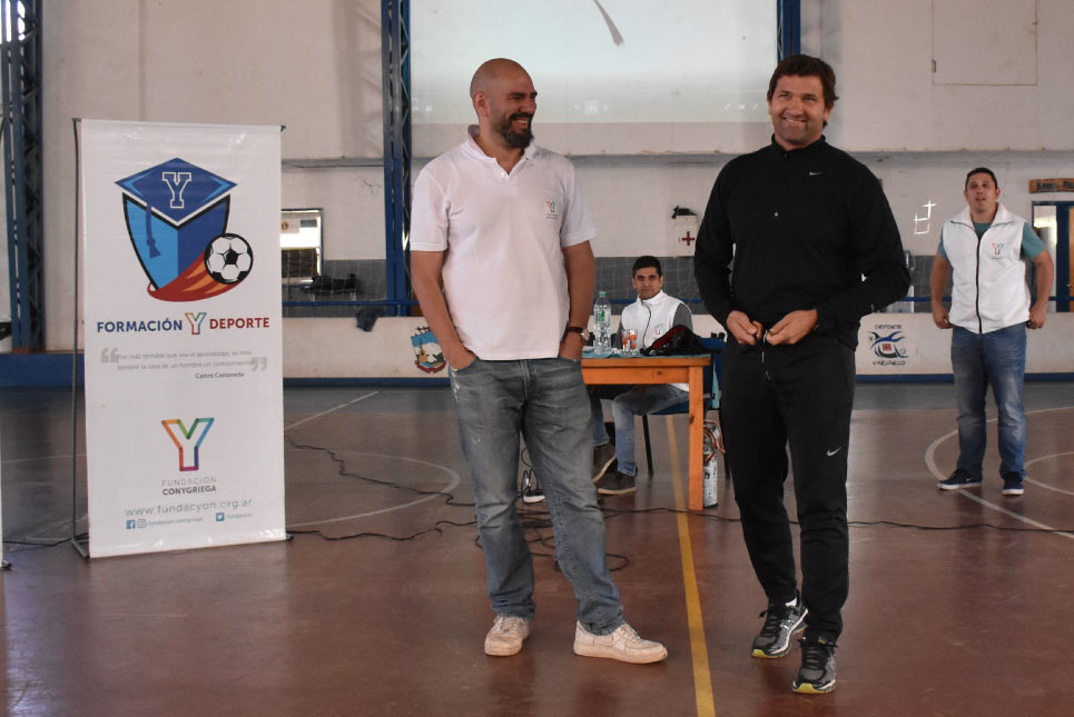 La Pelota Busca al Jugador