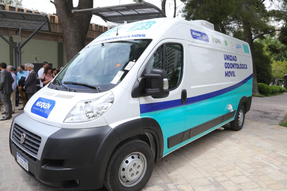 El Odontomóvil empieza a rodar