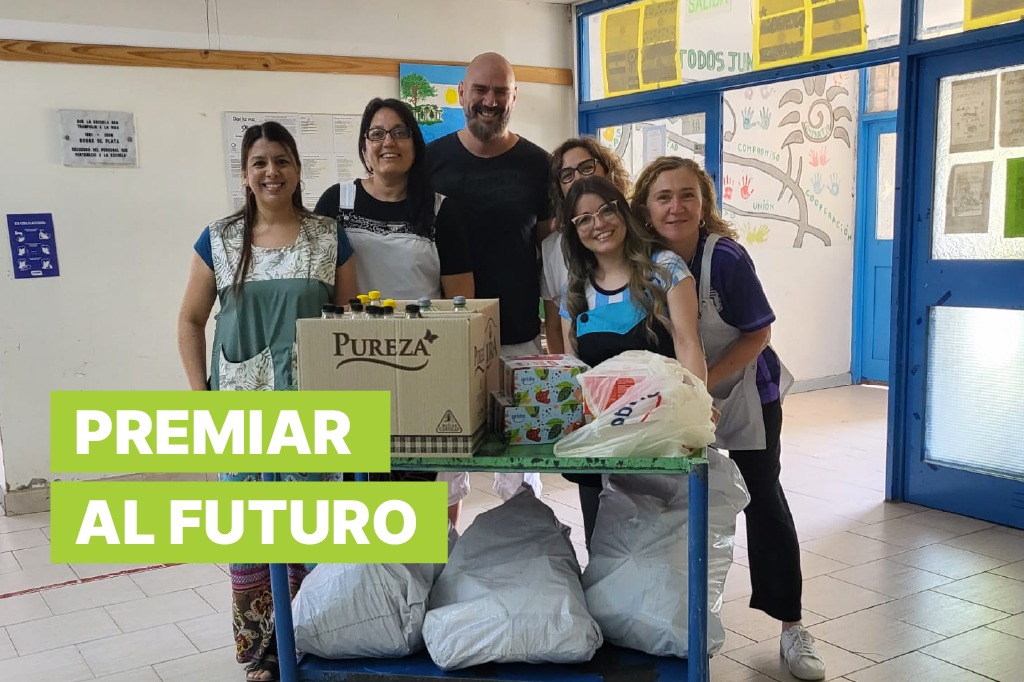 Premiar al futuro